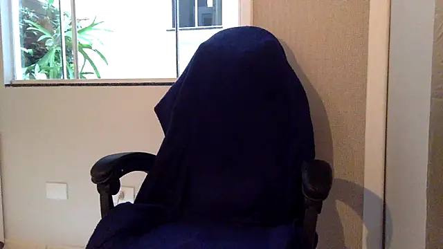 Smoker Ginger online show from April 13, 2026, 11:36 am