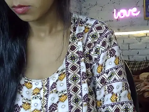 Anjali Milsi online show from November 23, 2025, 5:39 am