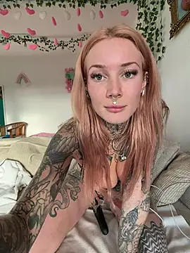 Snapshot of Stella-Kink chatting on February 17, 2026, 3:31 pm Stella-Kink online show from February 17, 2026, 3:31 pm