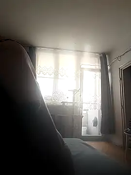 LauraBaby online show from February 13, 2026, 8:14 am