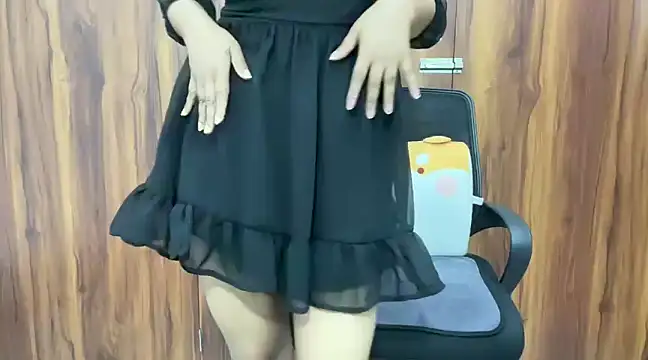 Snapshot of julie_08 chatting on March 21, 2025, 8:39 am julie 08 online show from March 21, 2025, 8:39 am