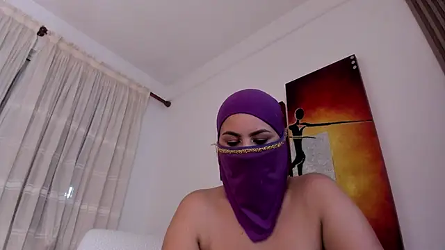 Snapshot of Amina_hafsa chatting on February 26, 2025, 11:19 pm Amina hafsa online show from February 26, 2025, 11:19 pm