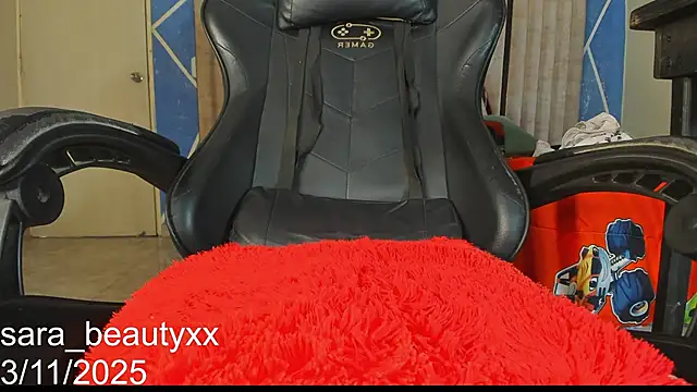 Snapshot of SARA_BEAUTYXX chatting on November 3, 2025, 3:15 pm SARA BEAUTYXX online show from November 3, 2025, 3:15 pm