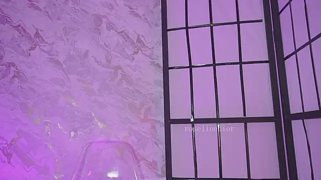 roselinedior online show from March 25, 2026, 1:21 pm