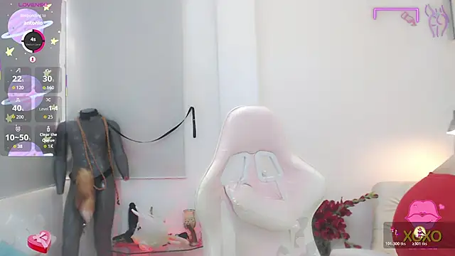 sasha mom69  online show from November 14, 2025, 3:37 pm