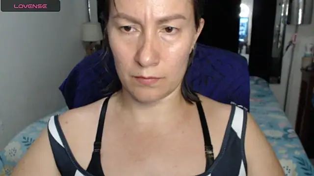 CATRINA-83 online show from April 18, 2026, 7:29 pm