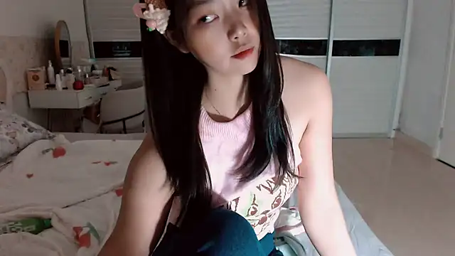 -Lucky Girl online show from July 25, 2026, 12:55 pm