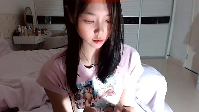 -Lucky Girl online show from March 6, 2026, 12:11 pm