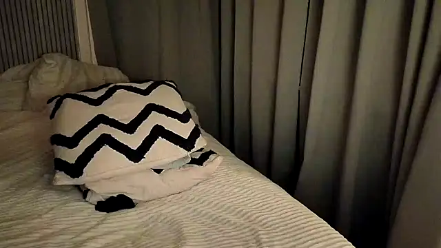 Snapshot of Sweetninaaa chatting on October 7, 2025, 7:48 pm Sweetninaaa online show from October 7, 2025, 7:48 pm