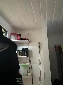 emmyjhonson07 online show from February 2, 2026, 1:21 pm