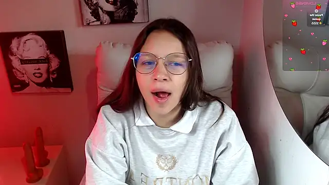 Snapshot of SamanthaRoldaan chatting on November 20, 2025, 2:51 pm SamanthaRoldaan online show from November 20, 2025, 2:51 pm