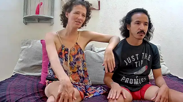 randomshuffles online show from December 13, 2024, 4:49 pm