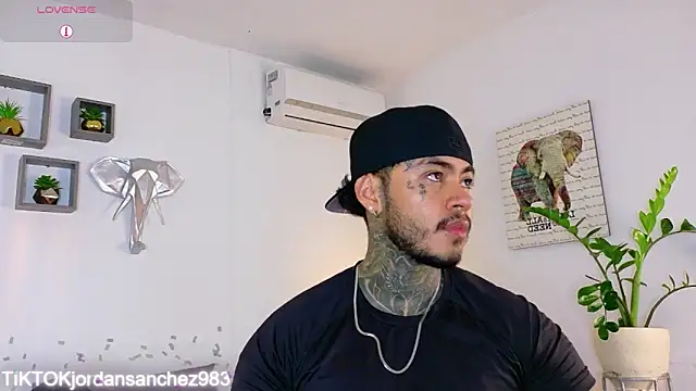 JordanSmiith  online show from February 3, 2026, 2:53 am