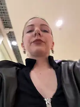 naughty lucifer online show from February 8, 2026, 1:09 pm