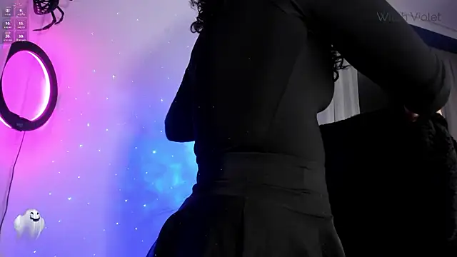 witchviolet online show from March 10, 2025, 11:27 pm