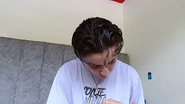 linda 33 online show from November 17, 2025, 2:54 pm