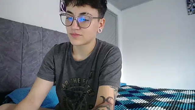 Snapshot of linda_33 chatting on March 29, 2026, 8:21 pm linda 33 online show from March 29, 2026, 8:21 pm