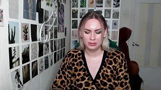 CapriScorpion online show from September 27, 2025, 10:32 am