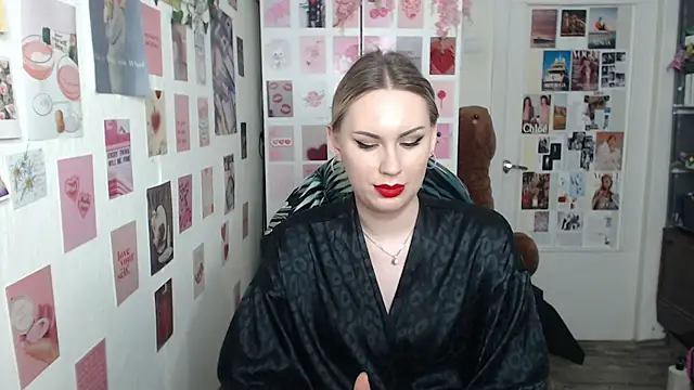 CapriScorpion online show from March 19, 2025, 12:56 pm