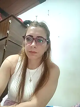 mademonsexy online show from November 23, 2025, 2:32 am