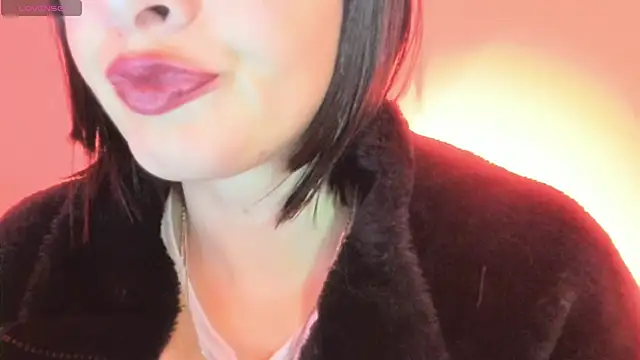 queen fetish online show from November 11, 2025, 10:10 am