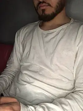 Snapshot of Arabian-B chatting on February 26, 2025, 8:25 pm Arabian-B online show from February 26, 2025, 8:25 pm