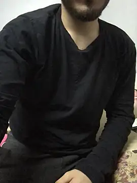 Snapshot of Arabian-B chatting on February 18, 2025, 5:42 pm Arabian-B online show from February 18, 2025, 5:42 pm