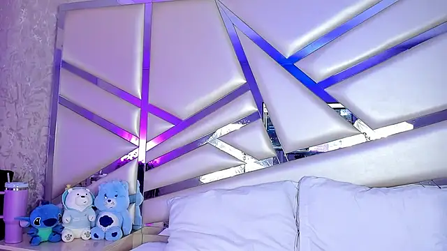 Miia002 online show from October 2, 2025, 3:21 am