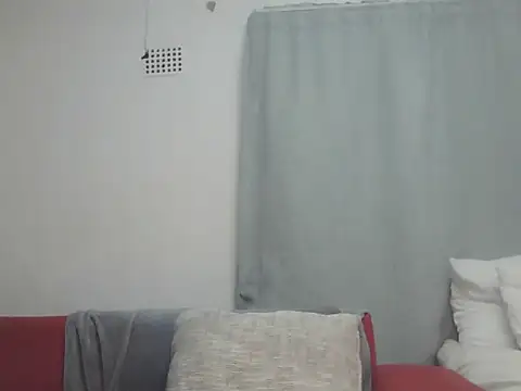 Sexxybella27 online show from December 5, 2025, 8:28 pm