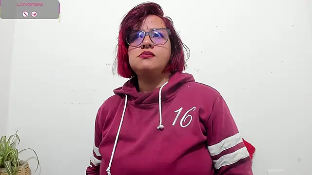 hazel 34 online show from March 12, 2026, 9:35 am