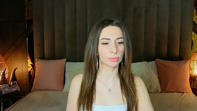 KimmmLi online show from December 18, 2025, 1:59 pm