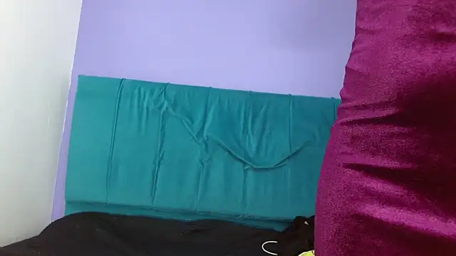 angelicatorrecm101 online show from December 11, 2024, 8:50 pm