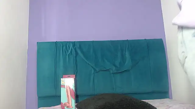 angelicatorrecm101 online show from March 15, 2025, 4:02 am