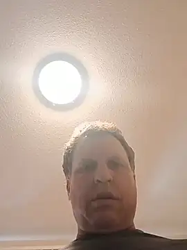 fukurbutt online show from July 13, 2026, 8:19 pm