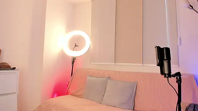 miaa daniels online show from November 23, 2025, 12:15 pm