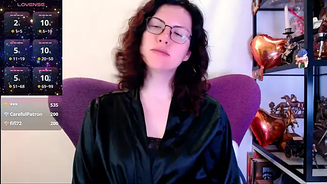 Snapshot of vaders_daughter chatting on February 15, 2026, 9:03 pm vaders daughter online show from February 15, 2026, 9:03 pm