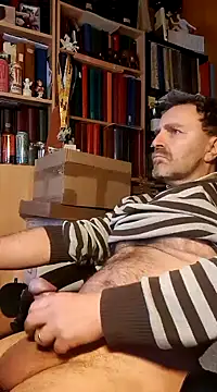 Snapshot of Tigerhill2023 chatting on February 18, 2025, 8:59 am Tigerhill2023 online show from February 18, 2025, 8:59 am