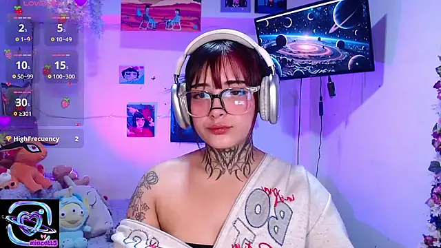 Snapshot of mia_catt05 chatting on August 2, 2026, 7:29 am mia catt05 online show from August 2, 2026, 7:29 am