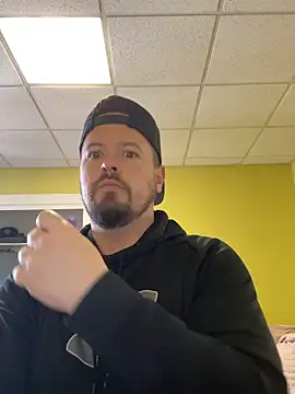 Snapshot of husband4555 chatting on March 30, 2026, 5:25 pm husband4555 online show from March 30, 2026, 5:25 pm