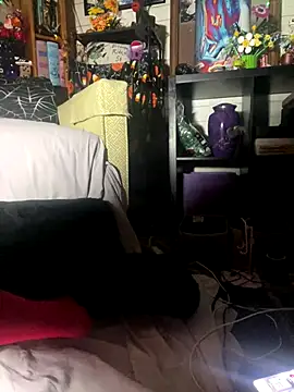 TrenaAnne online show from October 29, 2025, 6:07 pm