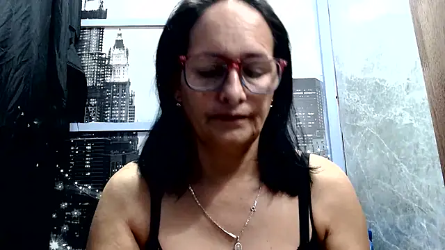 Nastylatinaxxx online show from June 3, 2026, 11:55 am