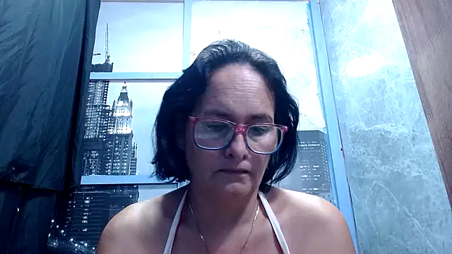 Nastylatinaxxx online show from November 10, 2025, 11:37 am