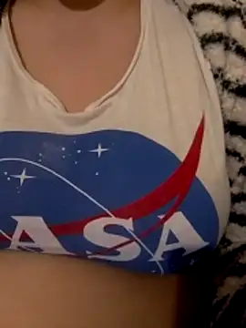 Snapshot of Zanoba-16 chatting on March 6, 2026, 12:49 am Zanoba-16 online show from March 6, 2026, 12:49 am