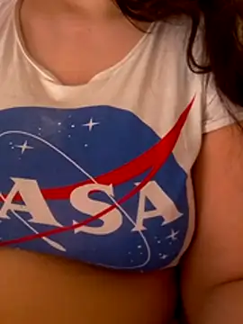 Snapshot of Zanoba-16 chatting on April 1, 2026, 12:17 pm Zanoba-16 online show from April 1, 2026, 12:17 pm