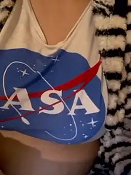 Snapshot of Zanoba-16 chatting on March 7, 2026, 1:01 am Zanoba-16 online show from March 7, 2026, 1:01 am