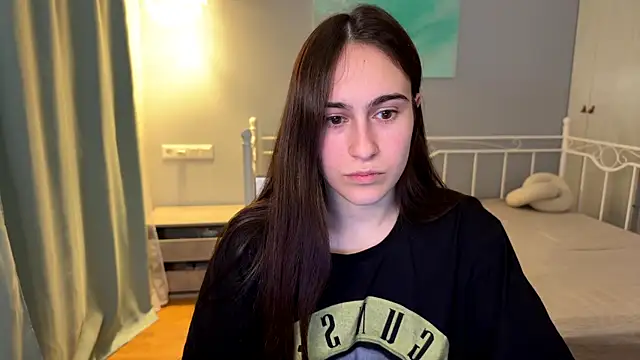 AliceKolltt online show from June 30, 2026, 8:53 pm