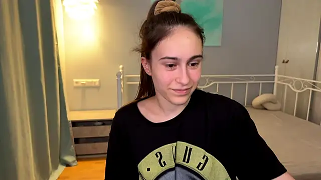 AliceKolltt online show from July 2, 2026, 8:26 pm
