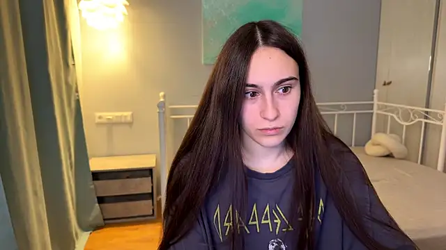 AliceKolltt online show from July 9, 2026, 6:29 pm