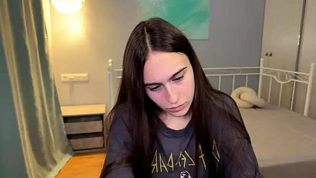AliceKolltt online show from July 11, 2026, 7:14 pm