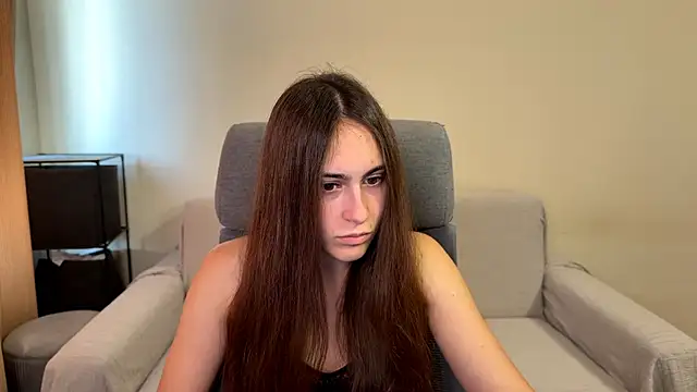 AliceKolltt online show from October 28, 2025, 9:41 am